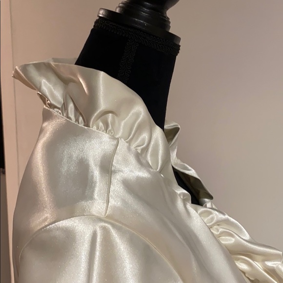 🍒 Cream & Black Dress!!! - Picture 7 of 12